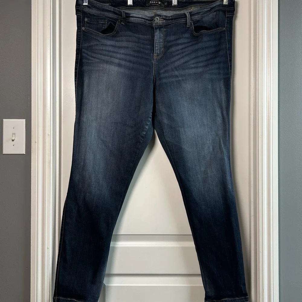 Torrid Premium Tall Dark Wash Skinny Jeans Dark Academia Classic Timeless Style